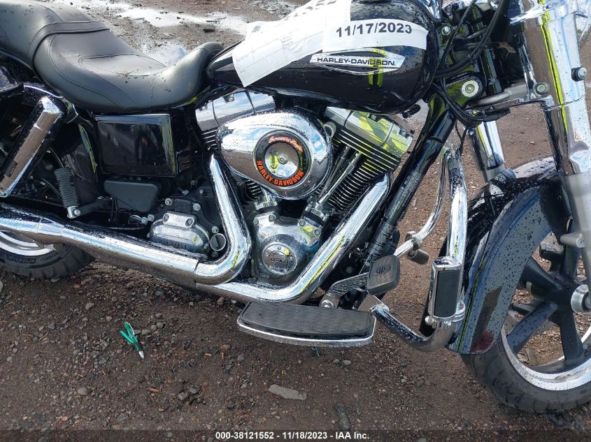 2015 HARLEY-DAVIDSON FLD SWITCHBACK 1HD1GZM39FC327558