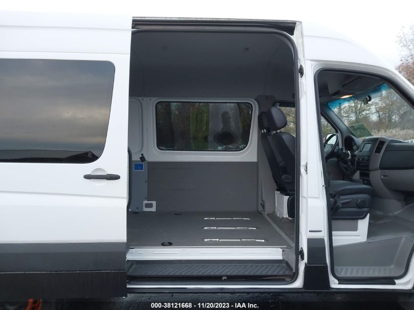 2015 MERCEDES-BENZ SPRINTER 2500 NORMAL ROOF - WD4PE7DC0FP115006