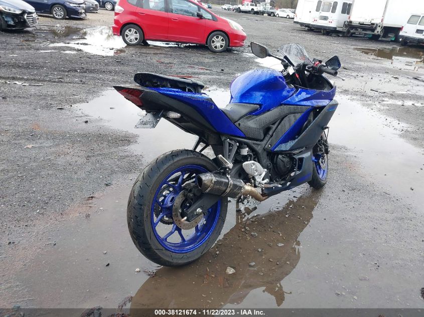 2022 YAMAHA YZFR3 A MH3RH18Y4NK008681