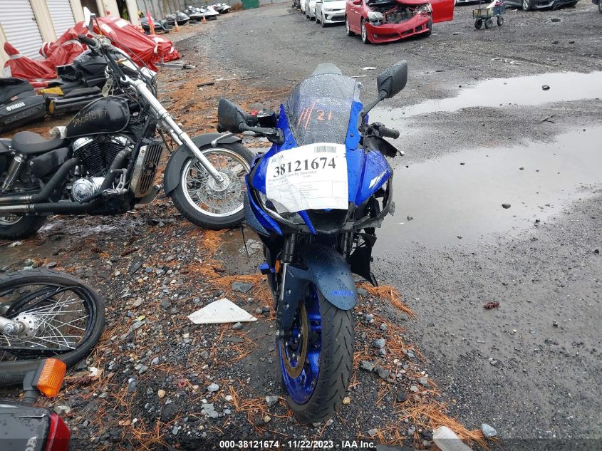 2022 YAMAHA YZFR3 A MH3RH18Y4NK008681