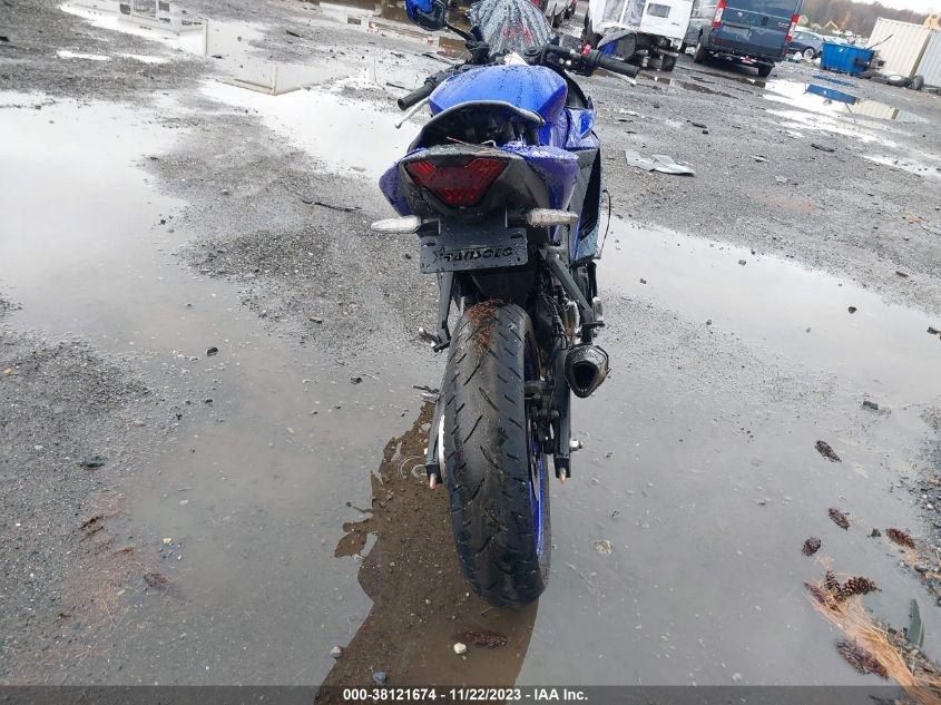 2022 YAMAHA YZFR3 A MH3RH18Y4NK008681