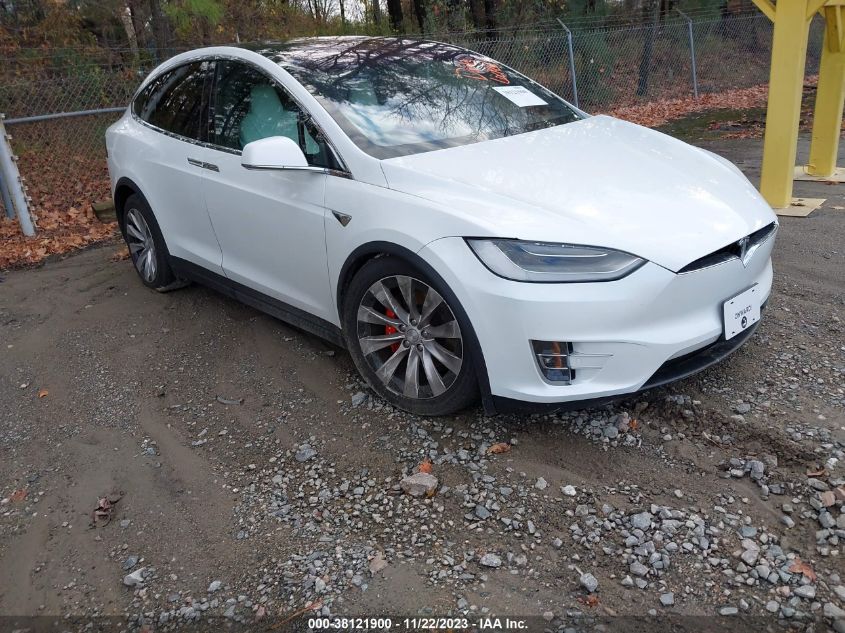 2019 TESLA MODEL X P100D/PERFORMANCE - 5YJXCBE49KF180404