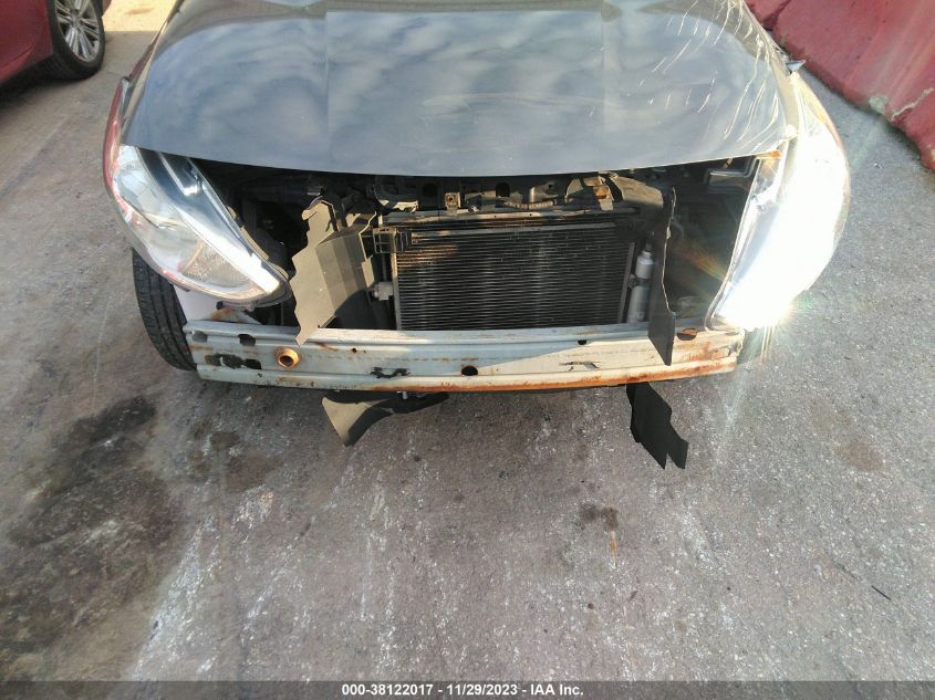 2017 NISSAN VERSA 1.6 SV - 3N1CN7APXHL839318