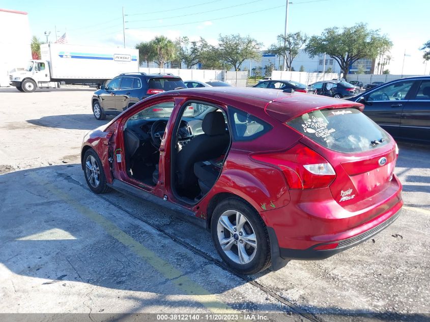 2014 FORD FOCUS SE - 1FADP3K24EL421891