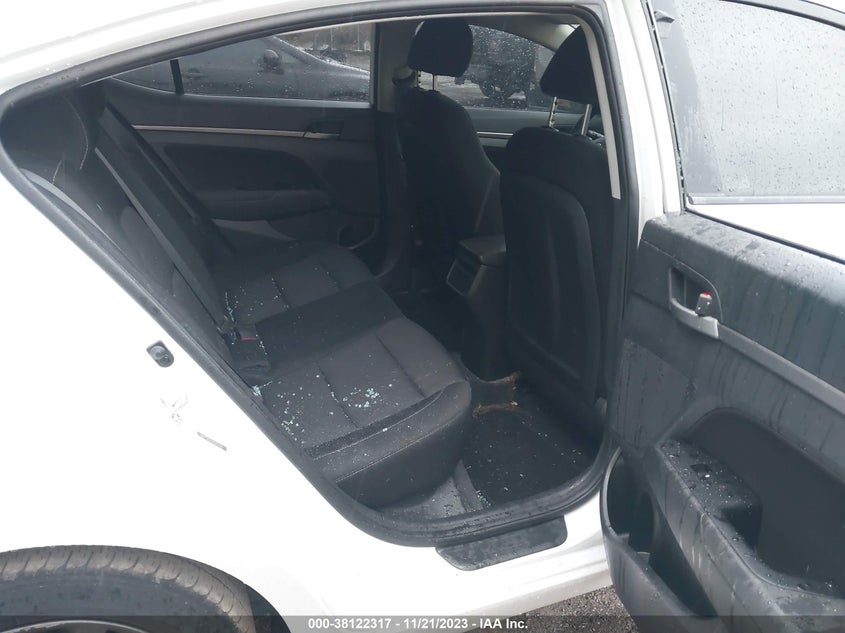 VIN 5NPD84LFXJH261559 2018 HYUNDAI ELANTRA SEL