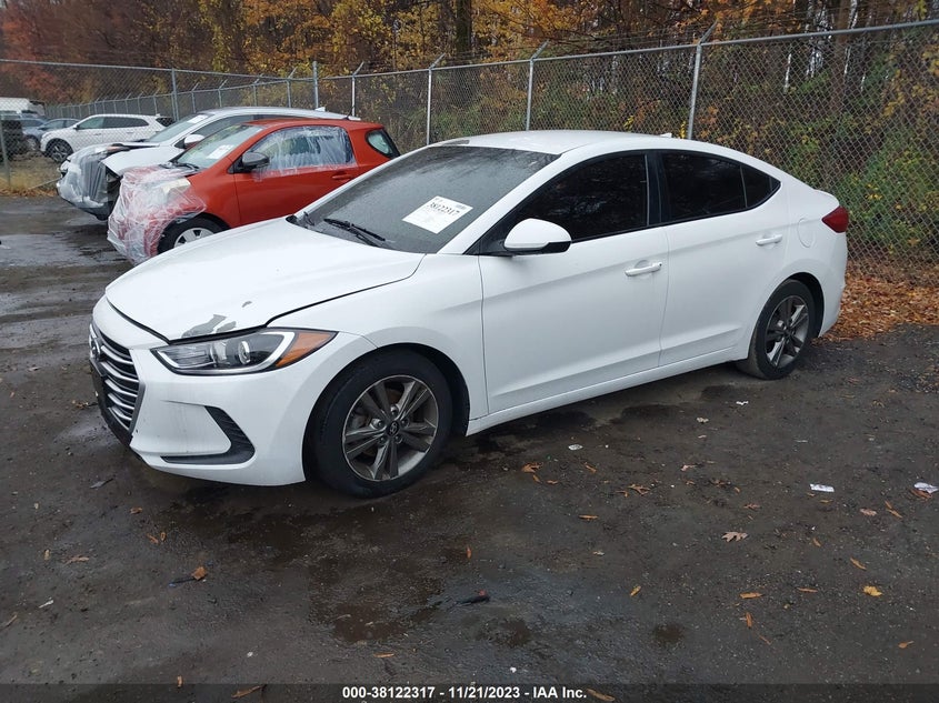 VIN 5NPD84LFXJH261559 2018 HYUNDAI ELANTRA SEL