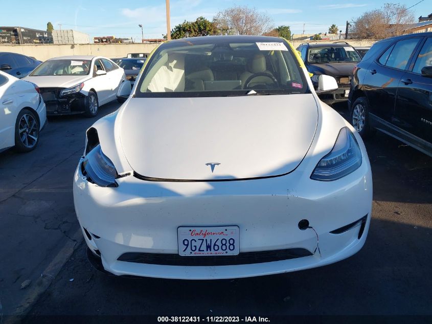 7SAYGDEE1PA140936 Tesla Model Y AWD 13