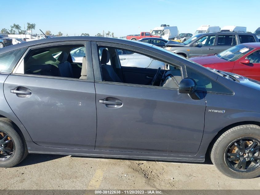 2014 TOYOTA PRIUS TWO - JTDKN3DU3E0371119