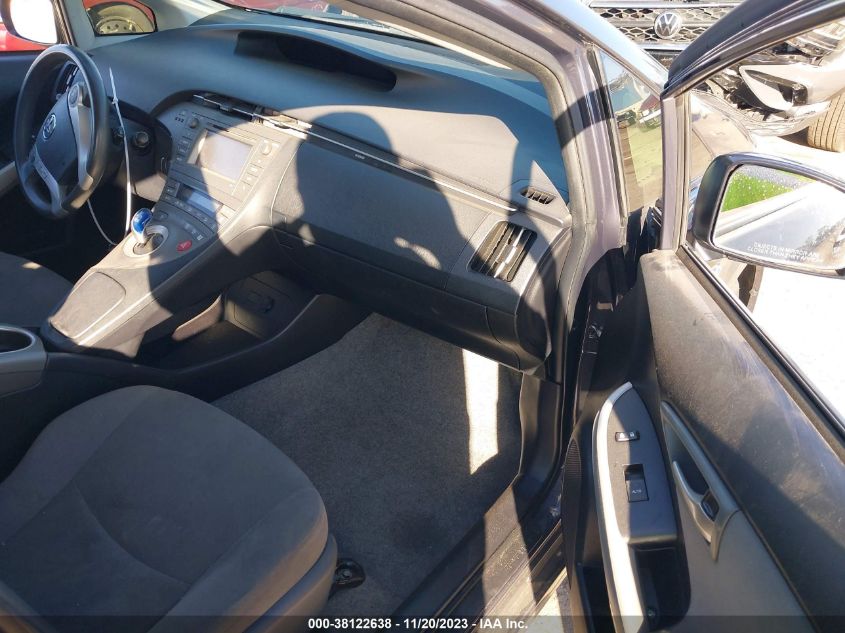 2014 TOYOTA PRIUS TWO - JTDKN3DU3E0371119