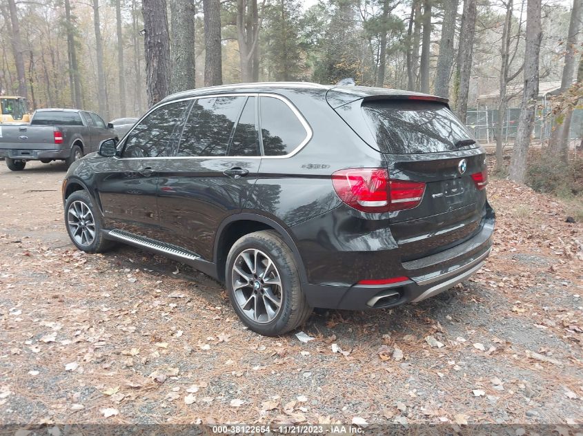 5UXKR0C54J0X94944 2018 BMW X5, photo no. 3