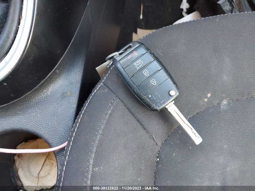 2015 KIA SOUL BASE - KNDJN2A22F7793769