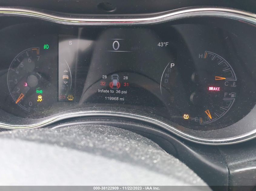 2018 JEEP GRAND CHEROKEE ALTITUDE 4X2 - 1C4RJEAG6JC204704