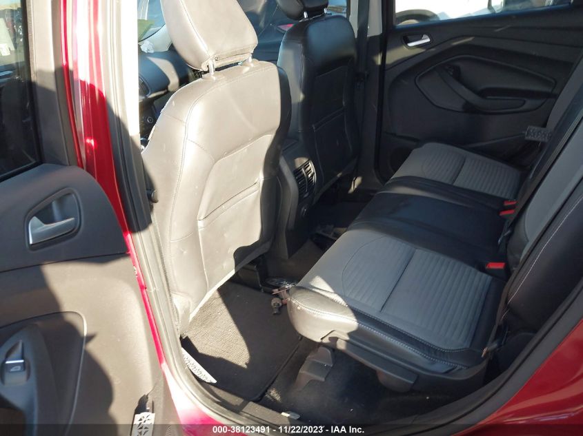 2019 FORD ESCAPE SE - 1FMCU0GDXKUA35694