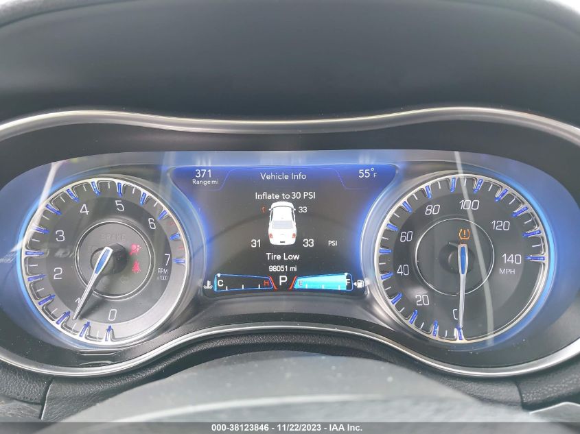 2017 CHRYSLER 300 LIMITED - 2C3CCAAG4HH580077
