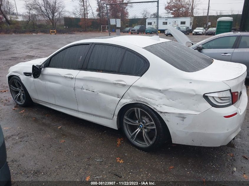 2013 BMW M5 - WBSFV9C59DD095513