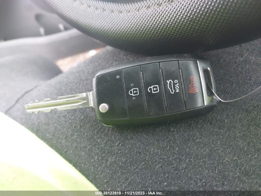 2018 KIA FORTE LX - 3KPFL4A75JE248600
