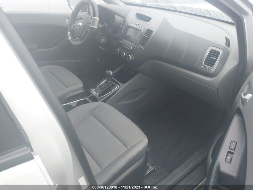 2018 KIA FORTE LX - 3KPFL4A75JE248600