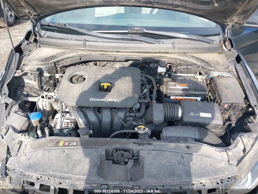 2017 HYUNDAI ELANTRA SE - 5NPD74LF4HH198181