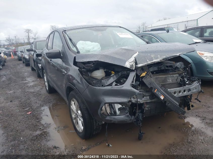 2017 FORD ESCAPE SE - 1FMCU0GD9HUC33093