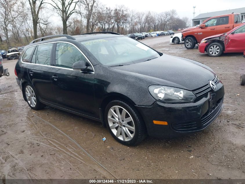 2014 VOLKSWAGEN JETTA SPORTWAGEN 2.0L TDI - 3VWPL7AJ5EM612606