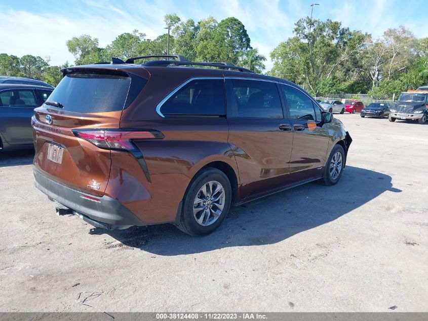 2021 TOYOTA SIENNA LE - 5TDKRKEC6MS033973