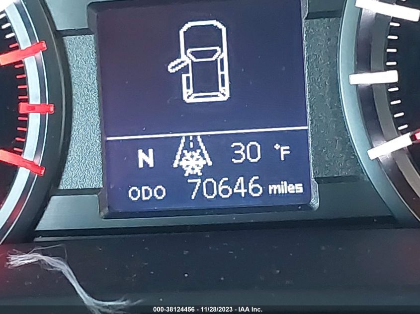 2018 TOYOTA 4RUNNER LIMITED - JTEBU5JR3J5533869