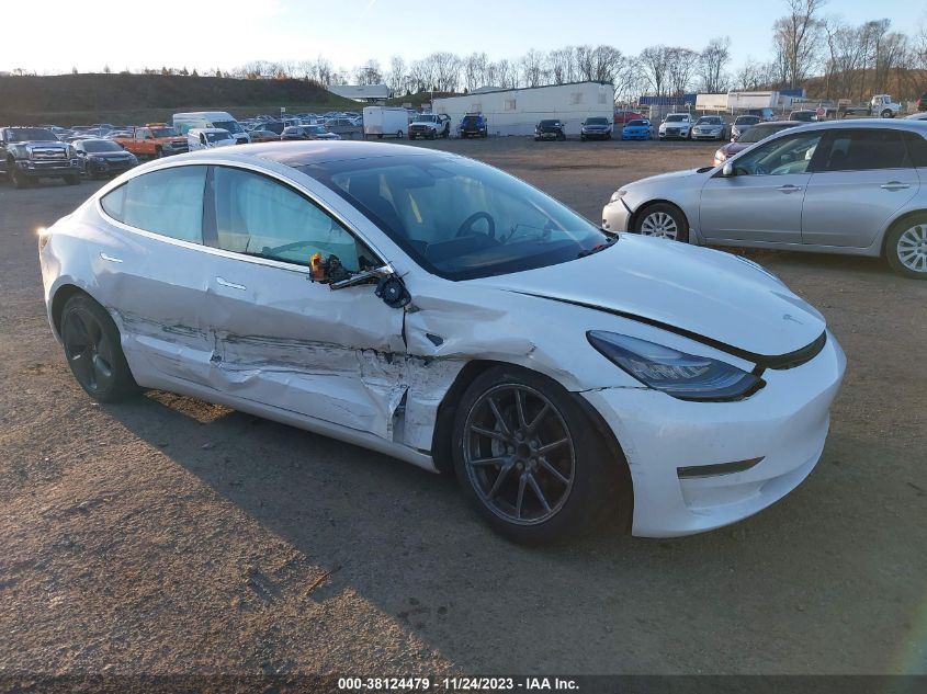 2018 TESLA MODEL 3 LONG RANGE/MID RANGE - 5YJ3E1EAXJF026338