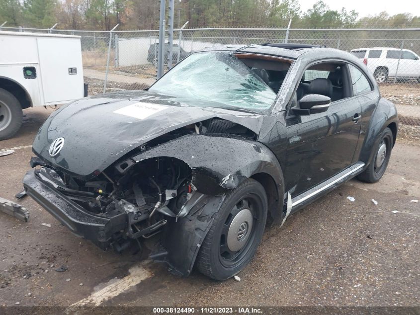 2013 VOLKSWAGEN BEETLE 2.5L - 3VWJP7AT0DM687661