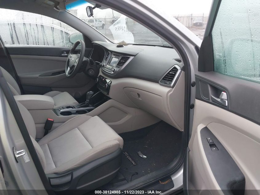 2016 HYUNDAI TUCSON SE - KM8J33A49GU089385