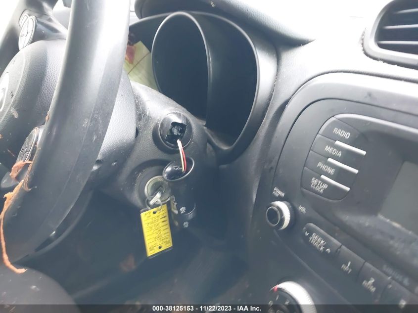 2016 KIA SOUL BASE - KNDJN2A24G7262042