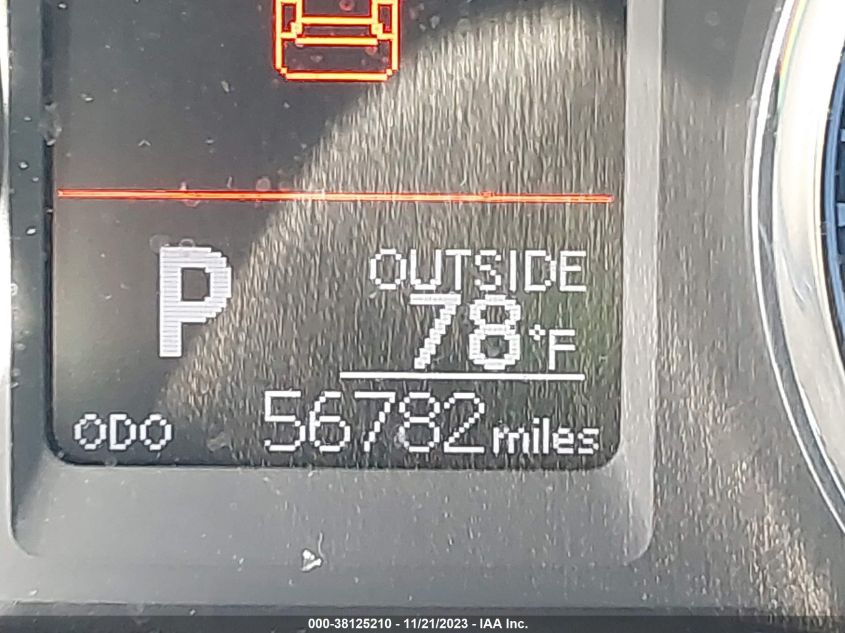 2018 TOYOTA COROLLA LE - 2T1BURHEXJC048470