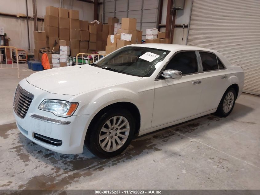2013 CHRYSLER 300 - 2C3CCAAG2DH551431