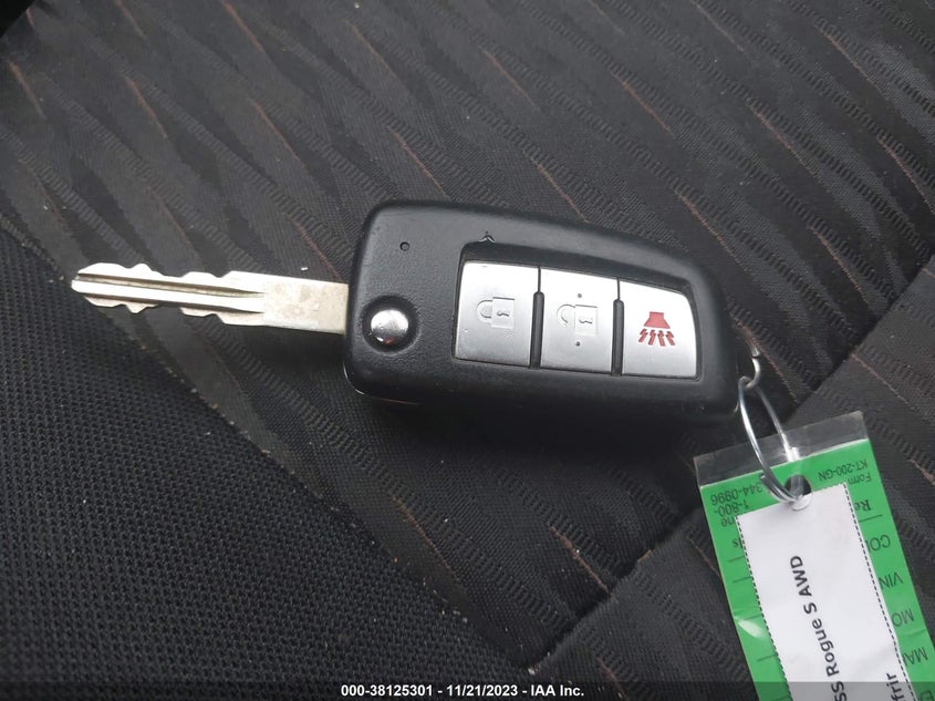 VIN 5N1AT2MV5KC737088 2019 NISSAN ROGUE S