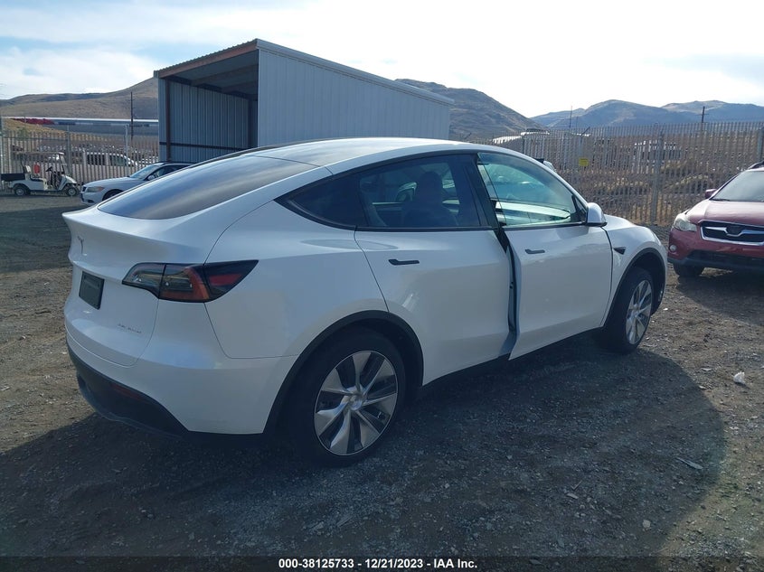 VIN 7SAYGAEE8PF779087 2023 TESLA MODEL Y AWD/LONG RANGE DUAL MOTOR ALL-WHEEL DRIVE