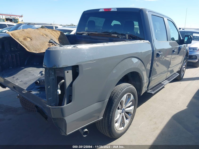 VIN 1FTEW1CP2JFE16195 2018 FORD F-150 XL