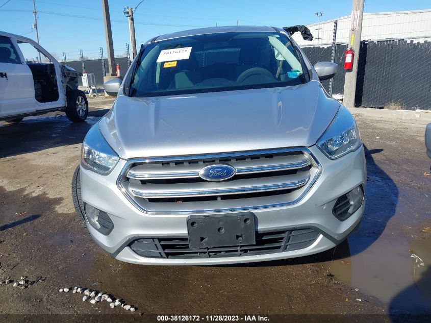 2017 FORD ESCAPE SE - 1FMCU0GD0HUC21902