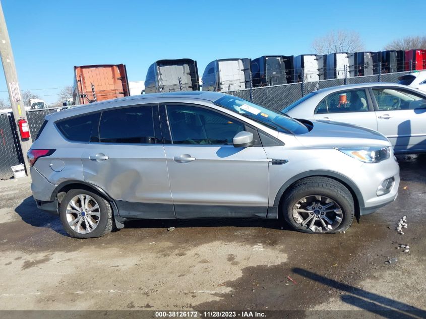 2017 FORD ESCAPE SE - 1FMCU0GD0HUC21902