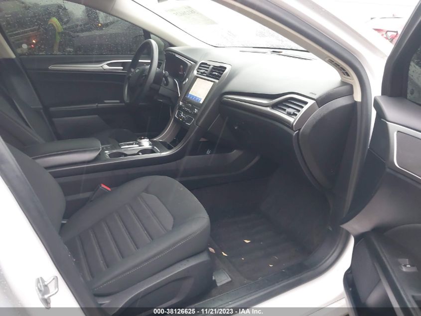 2020 FORD FUSION SE - 3FA6P0HD0LR221279