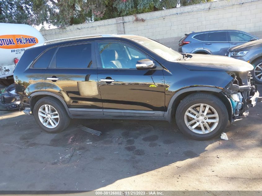 2014 KIA SORENTO LX - 5XYKT4A69EG550227