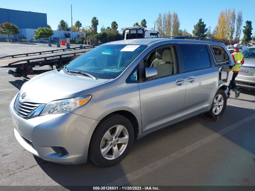 5TDKK3DC4DS330414 2013 TOYOTA SIENNA, photo no. 2