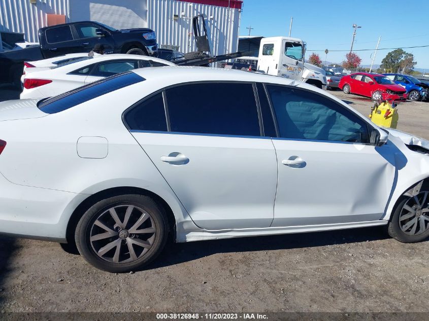 2017 VOLKSWAGEN JETTA 1.4T SE - 3VWDB7AJ2HM223433