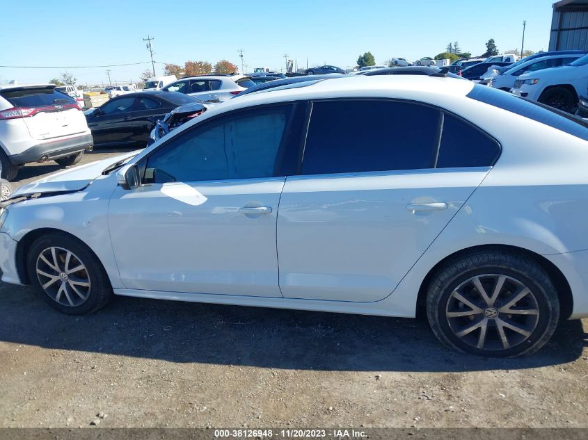 2017 VOLKSWAGEN JETTA 1.4T SE - 3VWDB7AJ2HM223433