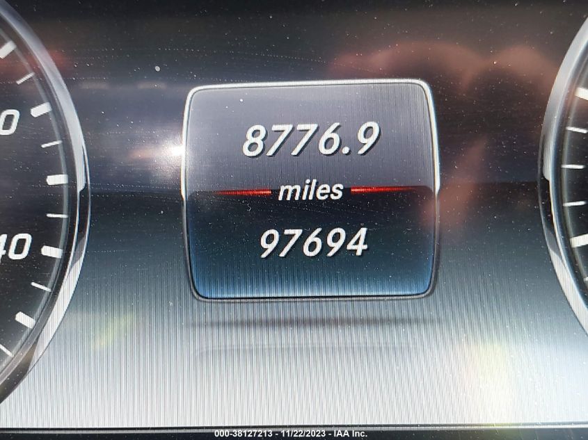 2016 MERCEDES-BENZ S 550 WDDUG8CB1GA258899