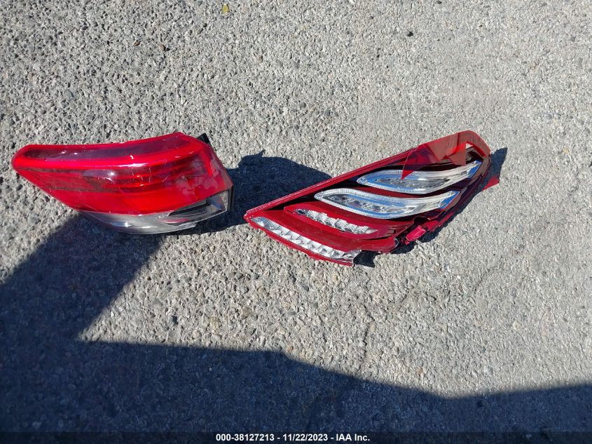 2016 MERCEDES-BENZ S 550 WDDUG8CB1GA258899