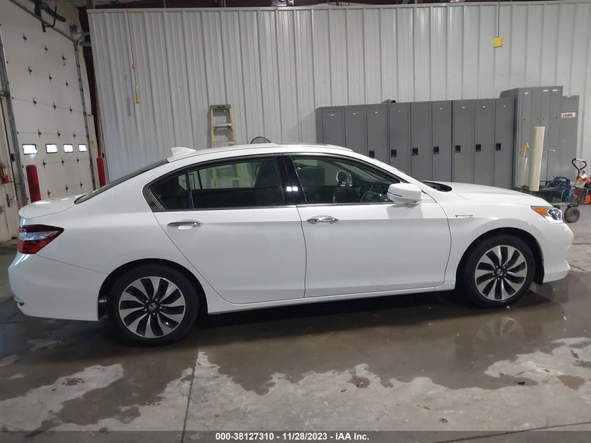VIN JHMCR6F52HC003323 2017 HONDA ACCORD HYBRID EX-L