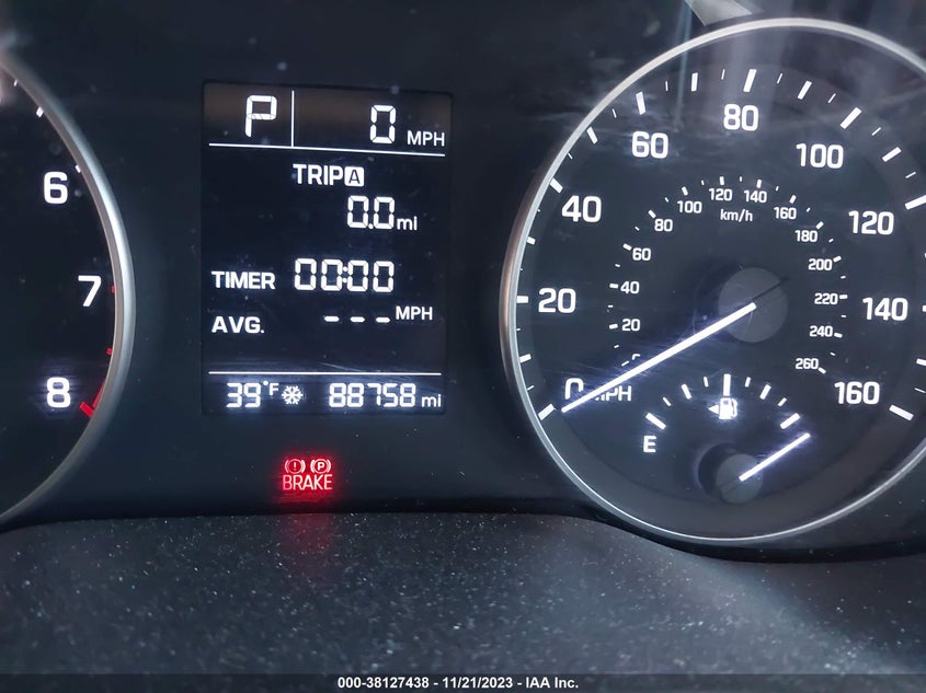VIN 5NPD74LF7HH089049 2017 HYUNDAI ELANTRA SE