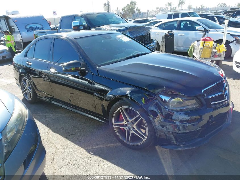 2014 MERCEDES-BENZ C 63 AMG WDDGF7HB0EA908015