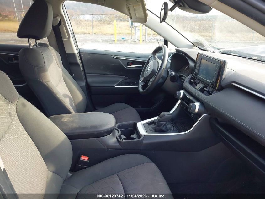2019 TOYOTA RAV4 XLE/XLE PREMIUM - 2T3P1RFV5KW059014
