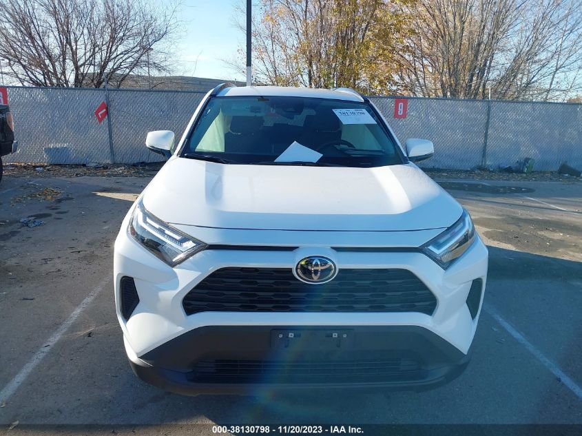 2022 TOYOTA RAV4 XLE - 2T3P1RFV2NC310545