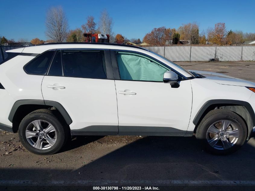 2022 TOYOTA RAV4 XLE - 2T3P1RFV2NC310545